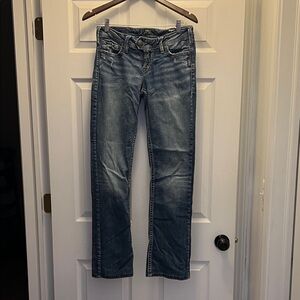 Silver Jeans Tuesday Straight-Leg Denim in Faded Blue